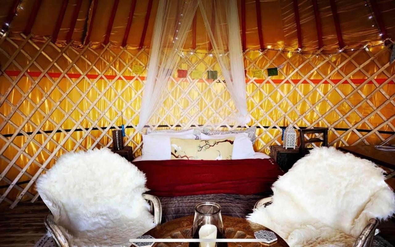 Traditional Yurt @ Longleat Warminster Exteriér fotografie